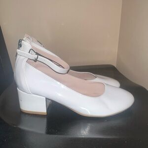 Nina Lennie White Patent Girls Shoes Size 4